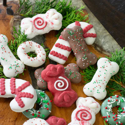 BOSCO & ROXY CHRISTMAS DIPPED BONES COOKIE