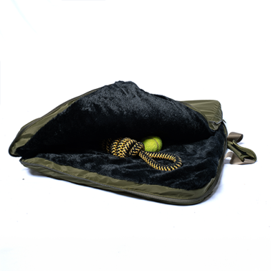 4 CATS & DOGS GUS TRAVEL BED ARMY GREEN