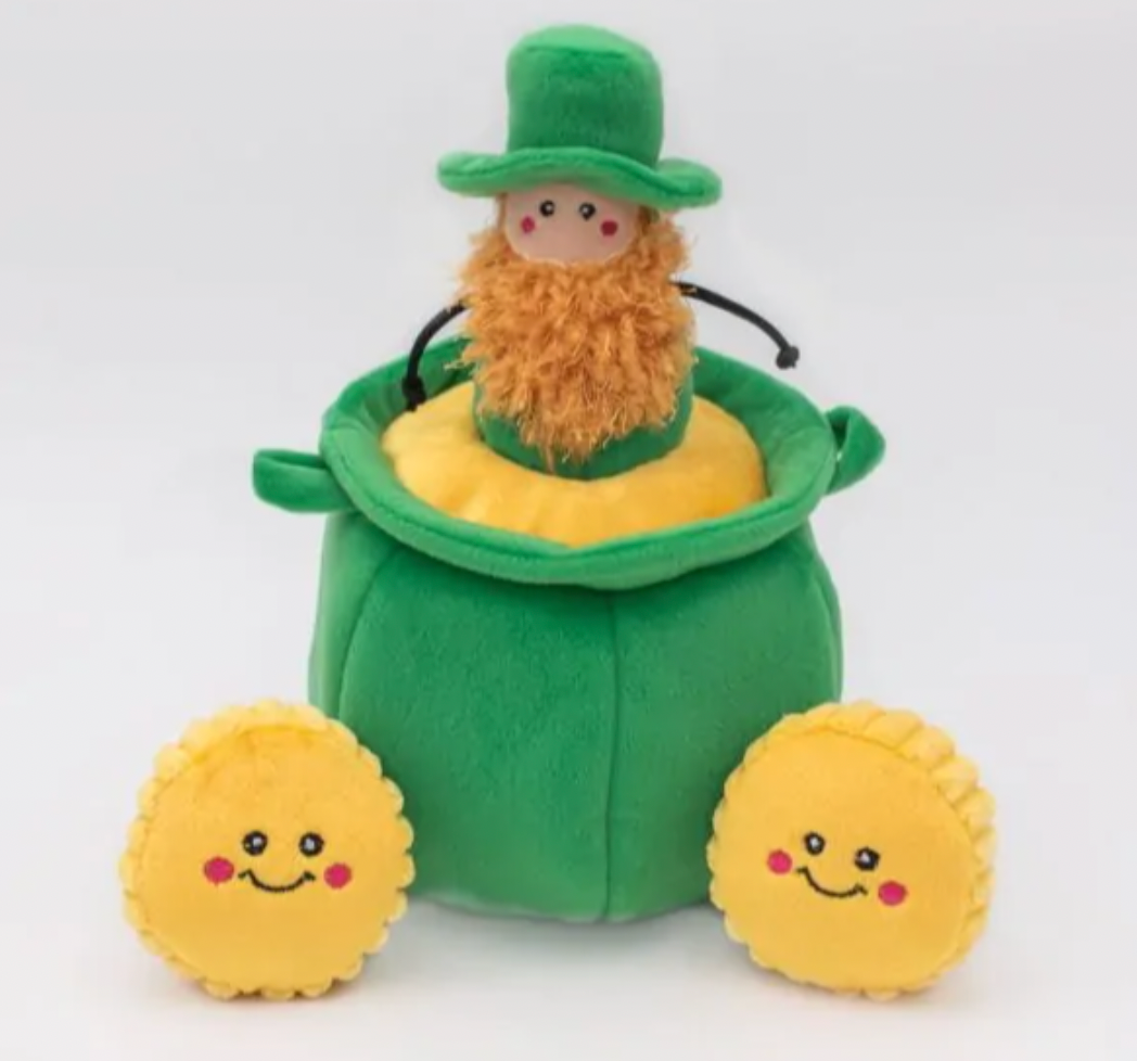 ZIPPY PAWS ST. PATRICK'S BURROW DOG TOY - POT OF GOLD